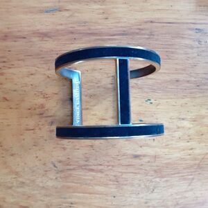 Vince Camuto Black Enamel Gold Tone Cuff Bracelet Contemporary Open Wide Bangle